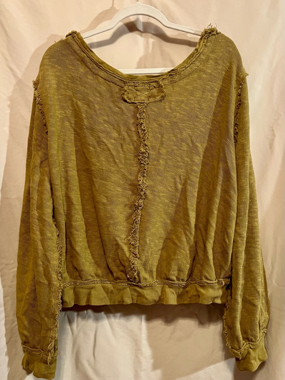 NWT- We The Free- Free People- Frayed Hem Olive Button-Front Women’s Top Size M - Picture 8 of 10